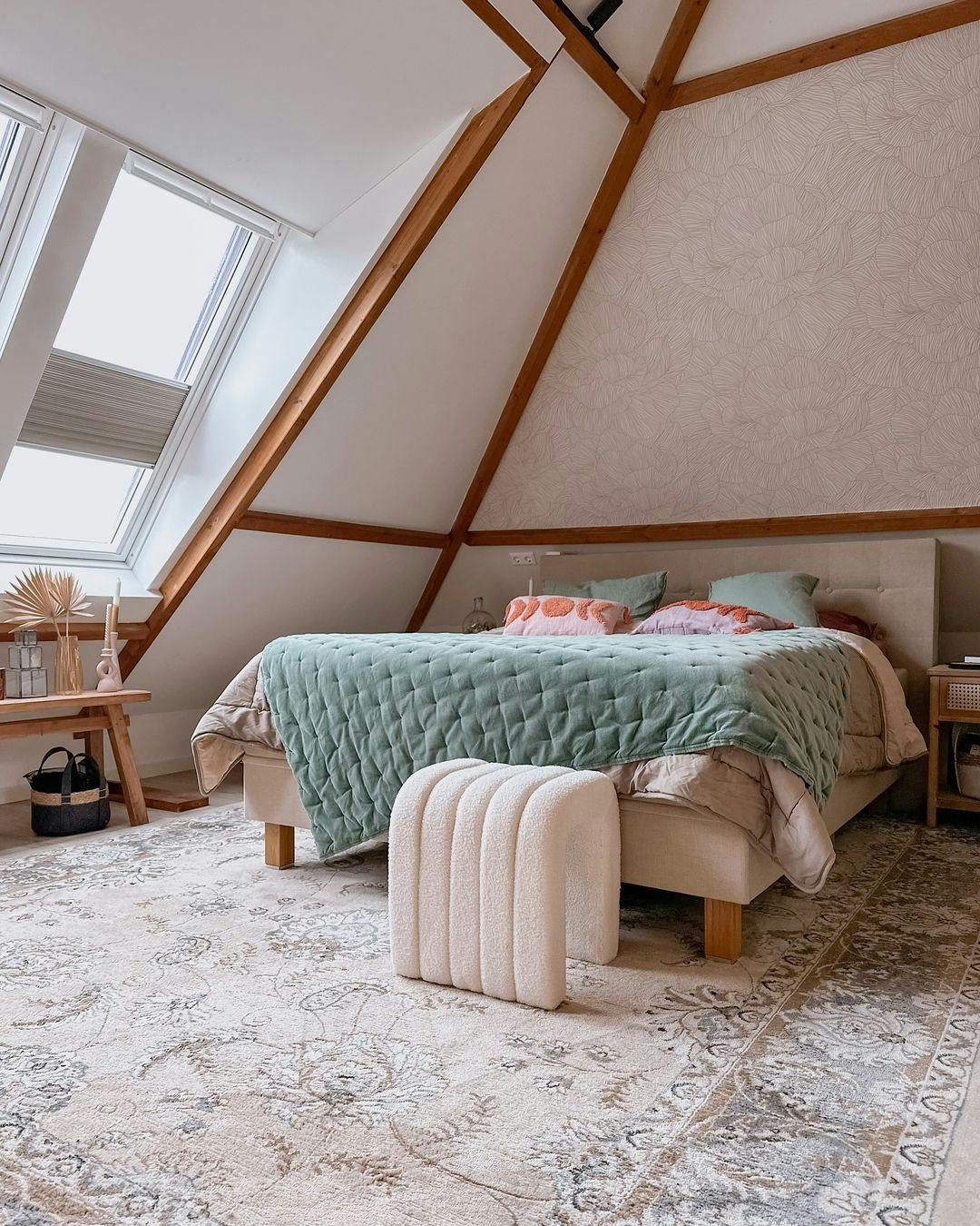 stoer-modern-slaapkamer-zolder