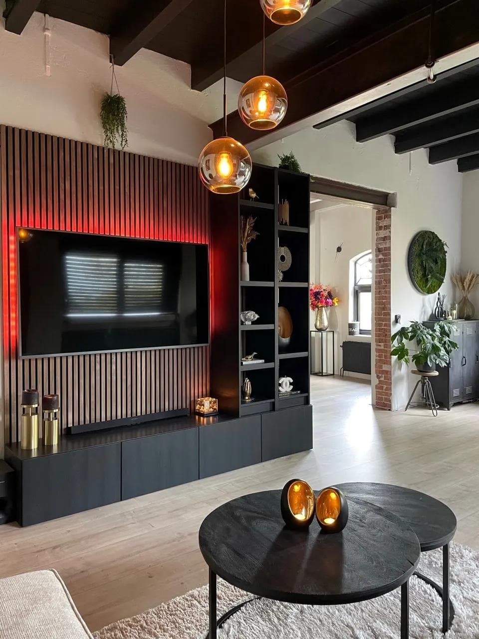 tv-wandmeubel