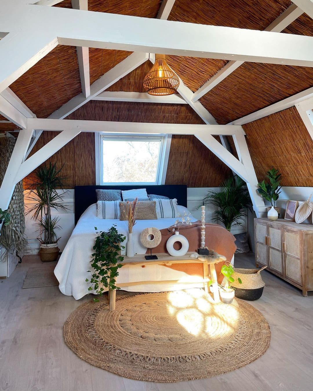 zolder-zolderkamer-slaapkamer