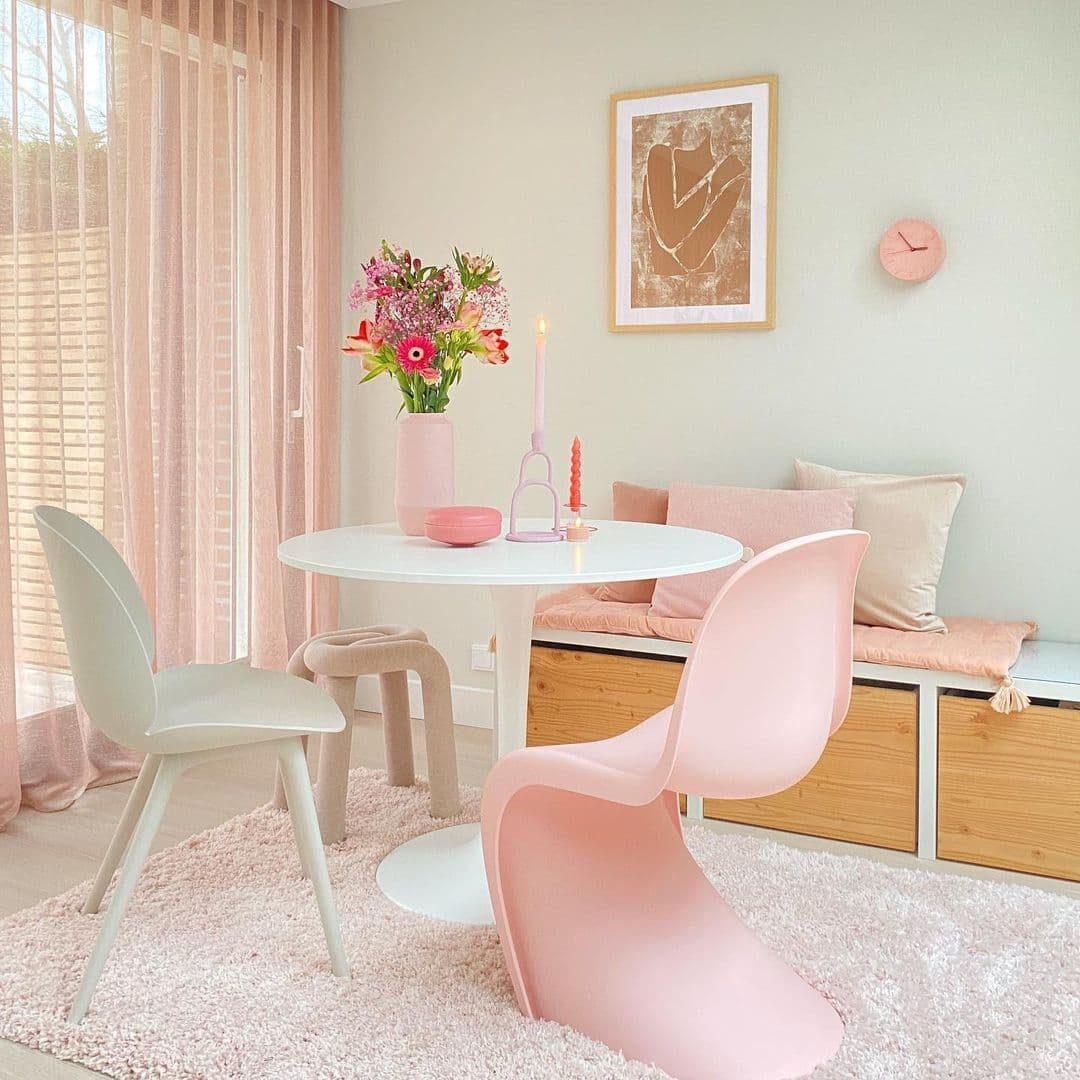 eettafel-kleurrijk-accessoires