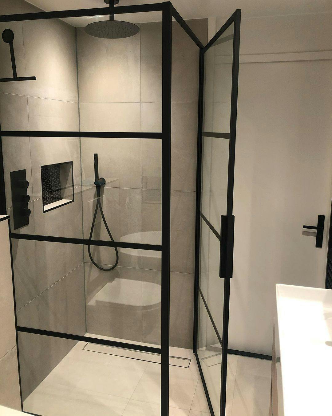 badkamer-zwart-details